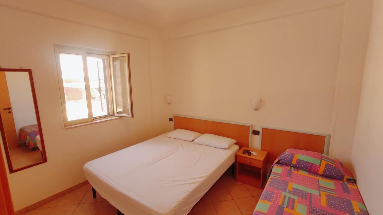 One Love Apartments Lupetto Eksteriør bilde
